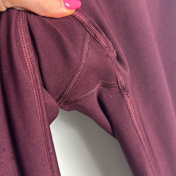 Lululemon Zoned In Tight 27" Cassis Burgundy Size 6 - Picture 6 of 16
